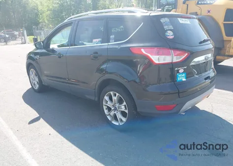 2016 Ford Escape Titanium z USA, uszkodzony, nr VIN 1FMCU9JX5GUB02023